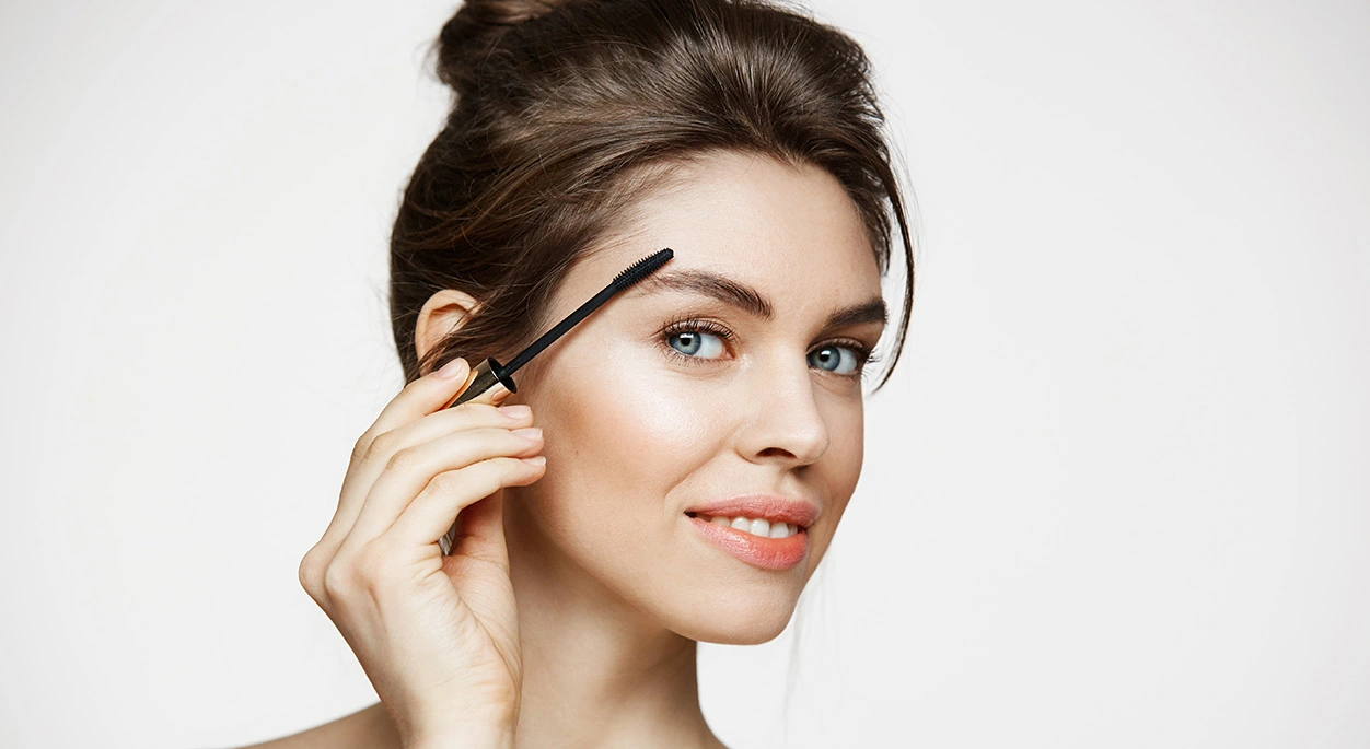 Advantages of Using Advanced Computers for Brow Aesthetic Precision
