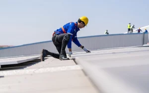 how commercial roof maintenance works